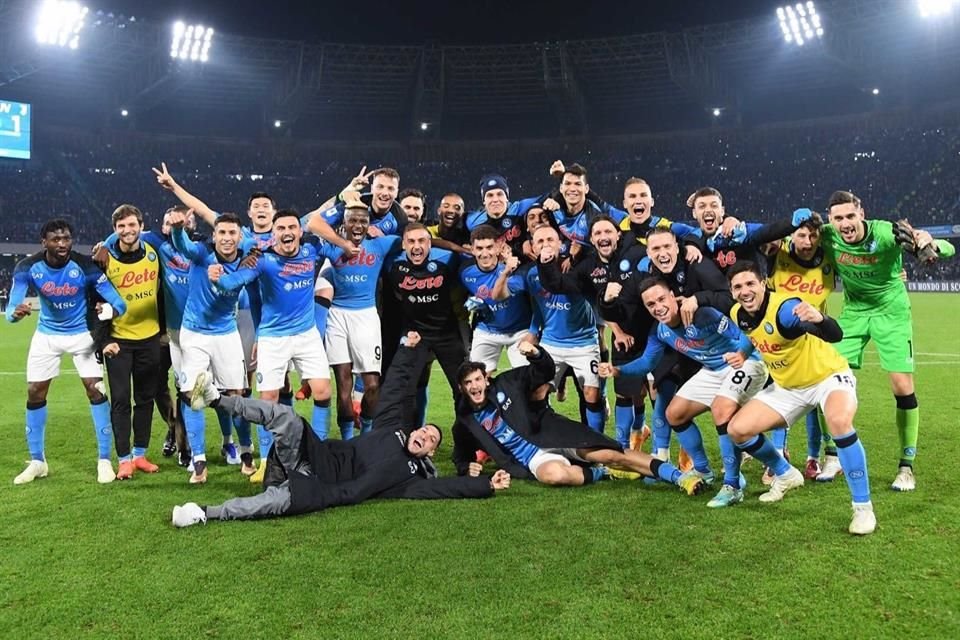 El Napoli es líder en Italia y apunta al título.