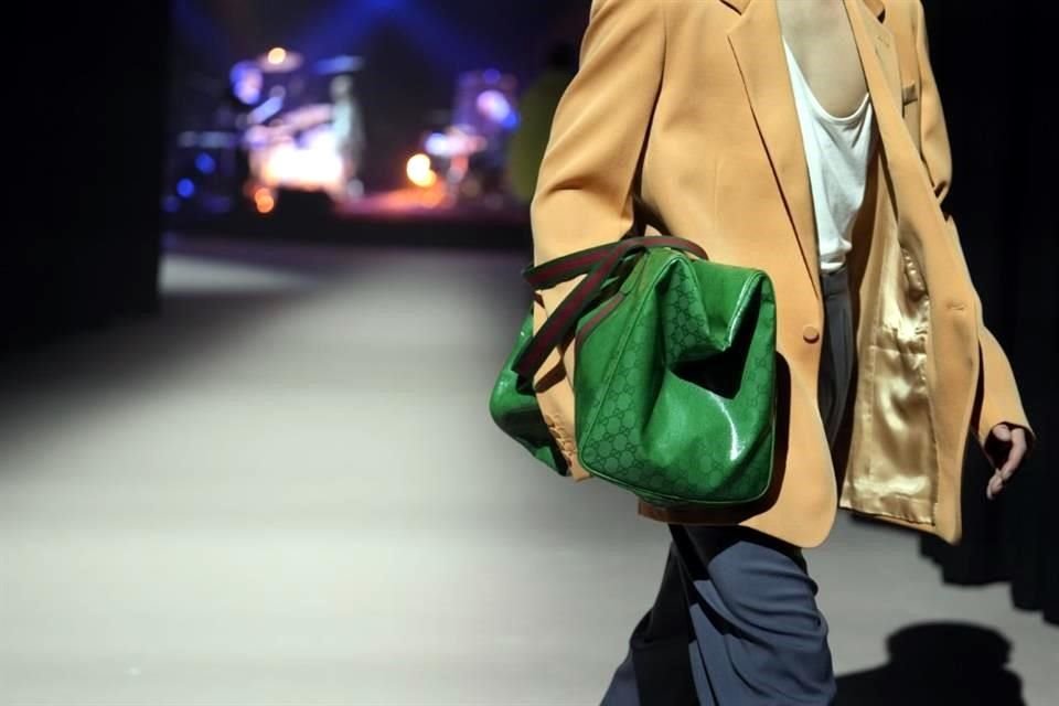 Accesorios para moda masculina de Gucci.