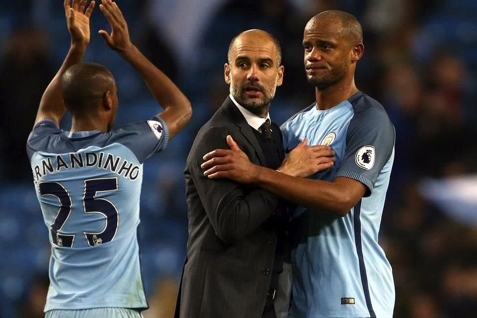 El belga Vincent Kompany fue dirigido por Guardiola en el Manchester City. Ahora dirige al Burnley de la Championship que es líder con 59 puntos en 27 juegos.