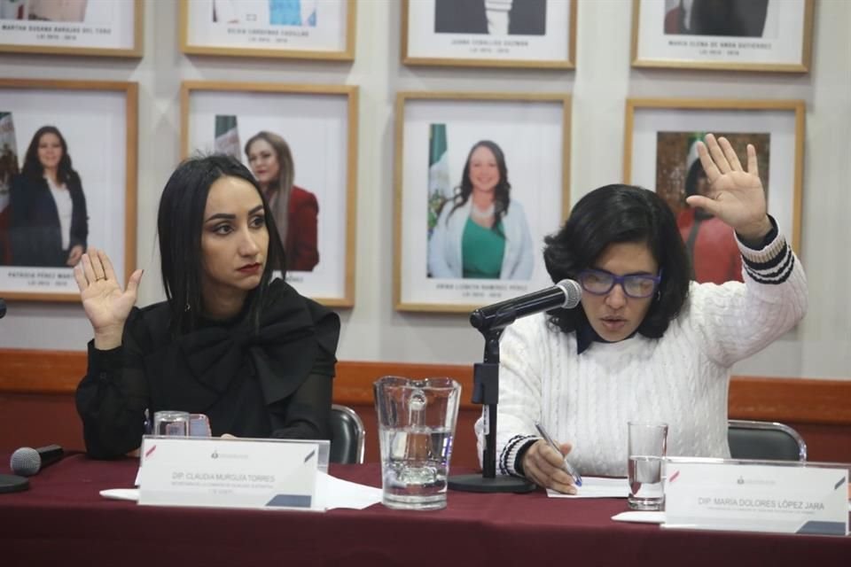 Claudia Murguía Torres y María Dolores López Jara de la Comisión de Igualdad Sustantiva y de Género del Congreso de Jalisco.
