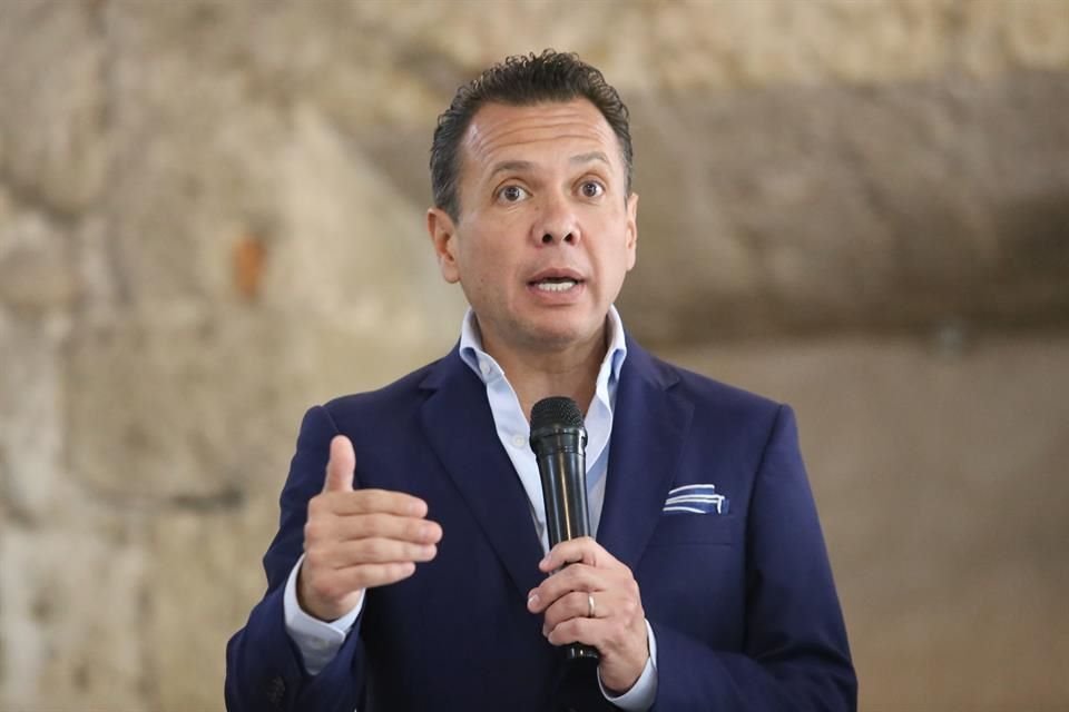Pablo Lemus, Alcalde de Guadalajara, también fue parte de la reunión de políticos.