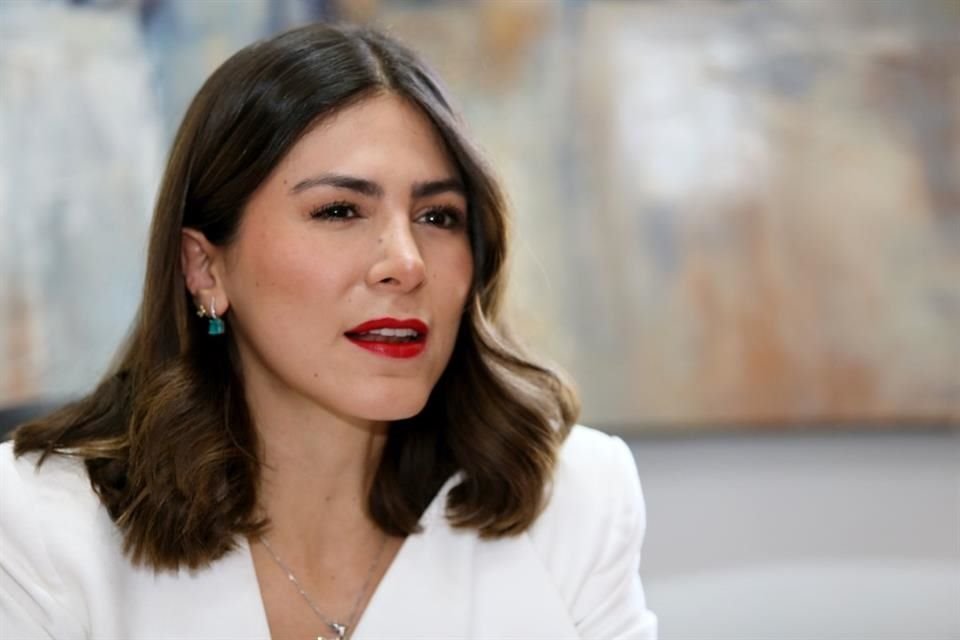 Mónica Paola Magaña Mendoza es diputada de la LXIII Legislatura por parte del partido Movimiento Ciudadano.