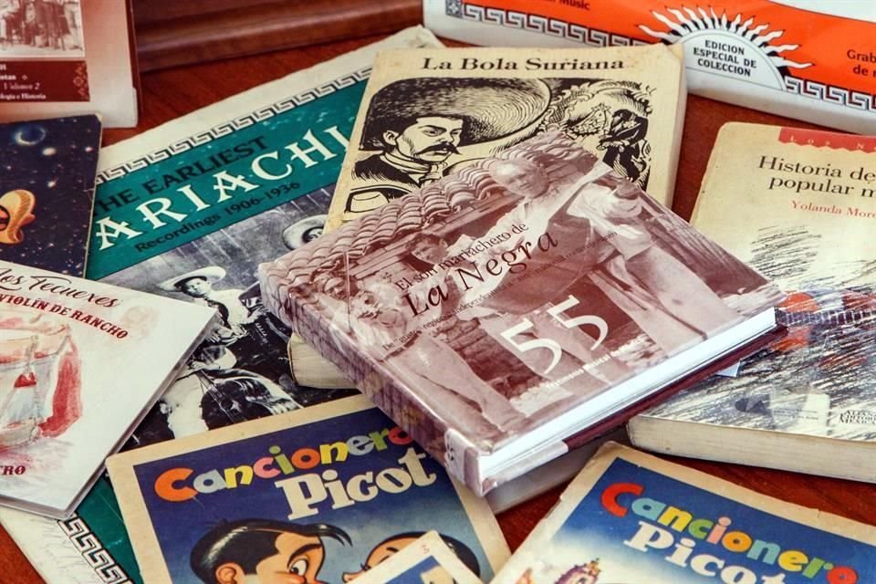 El acervo del Cedim incluye casetes de música, impresiones, materiales audiovisuales y poco más de 7 mil archivos musicales en formato digital.
