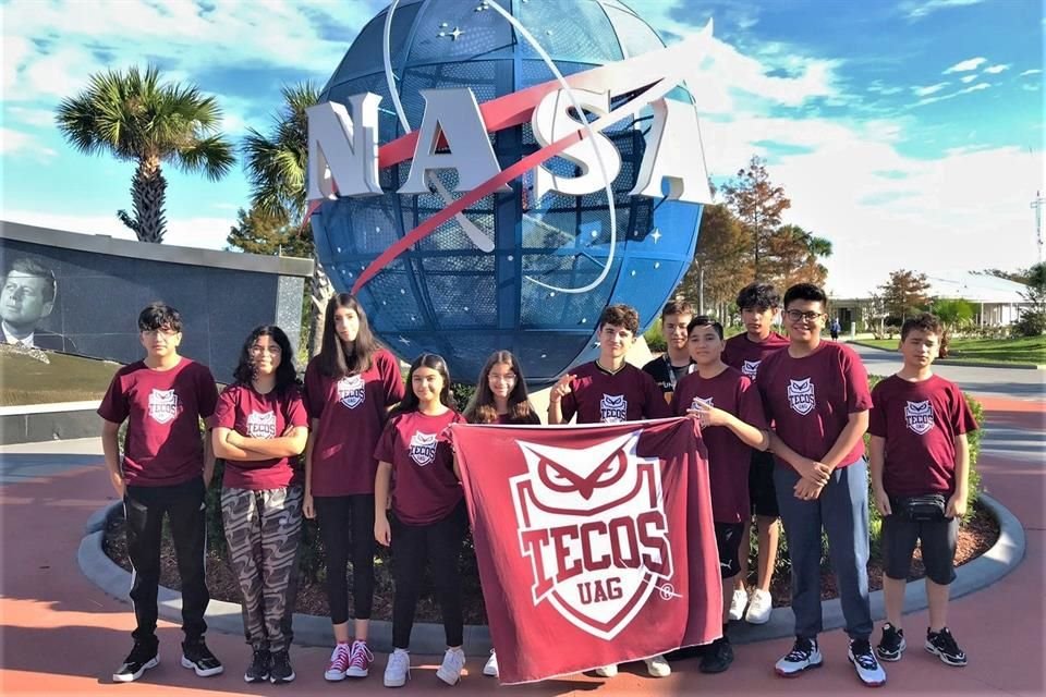 Los 11 estudiantes participaron en el Space Academy Camp, organizado por la NASA.