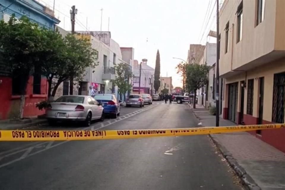 Un hombre en situación de calle, quien tiene afecciones mentales, soñó que un sujeto con el que pernoctaba lo violaba, por lo que lo mató.