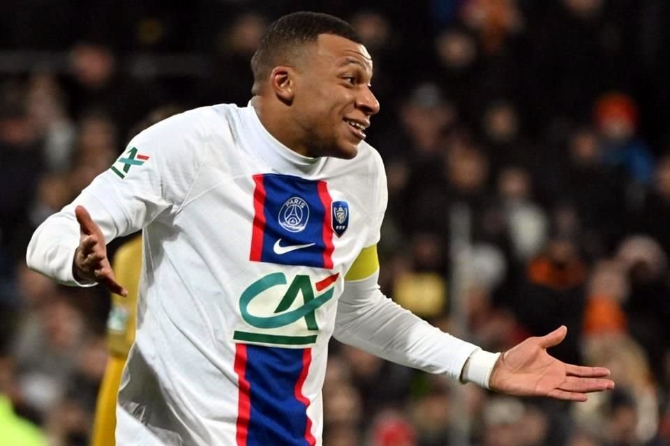 Kylian Mbappé marcó cinco goles en la victoria 7-0 al modesto Pays de Cassel.