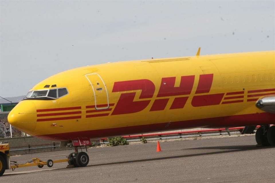 DHL será la primera empresa que realice vuelos de carga en el AIFA.