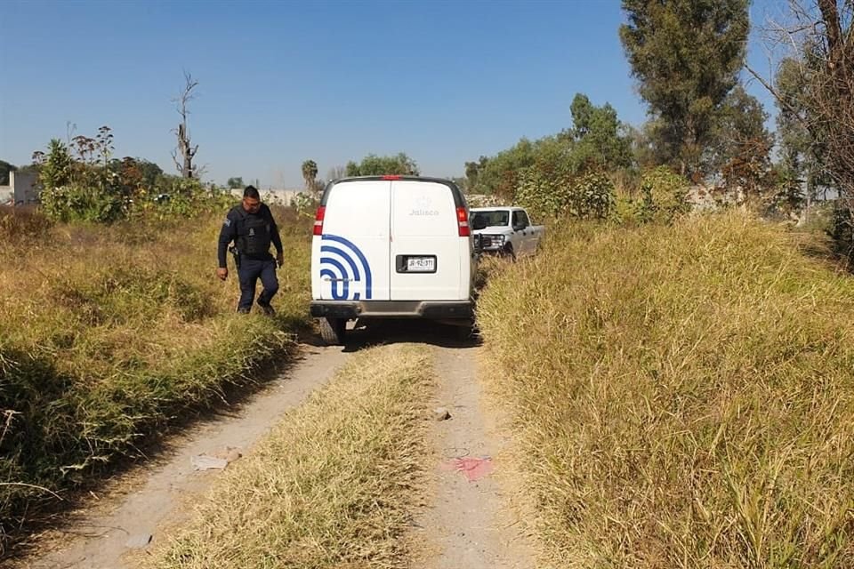 A 500 metros de un módulo de la Comisaría de Tlaquepaque fue abandonado el cadáver de un hombre, este miércoles.