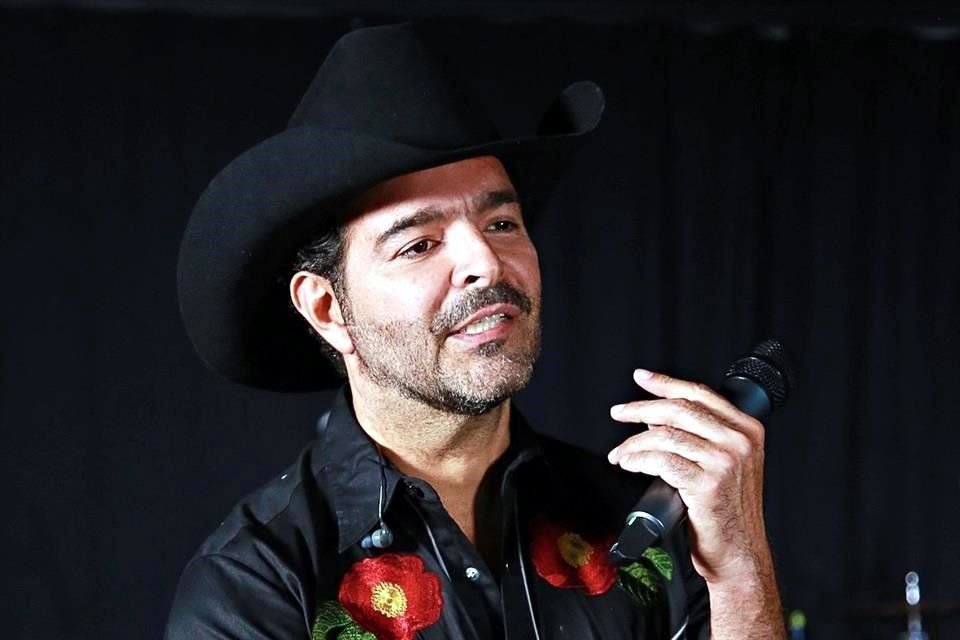 Pablo Montero personificaría a Chente en la bioserie de Televisa.