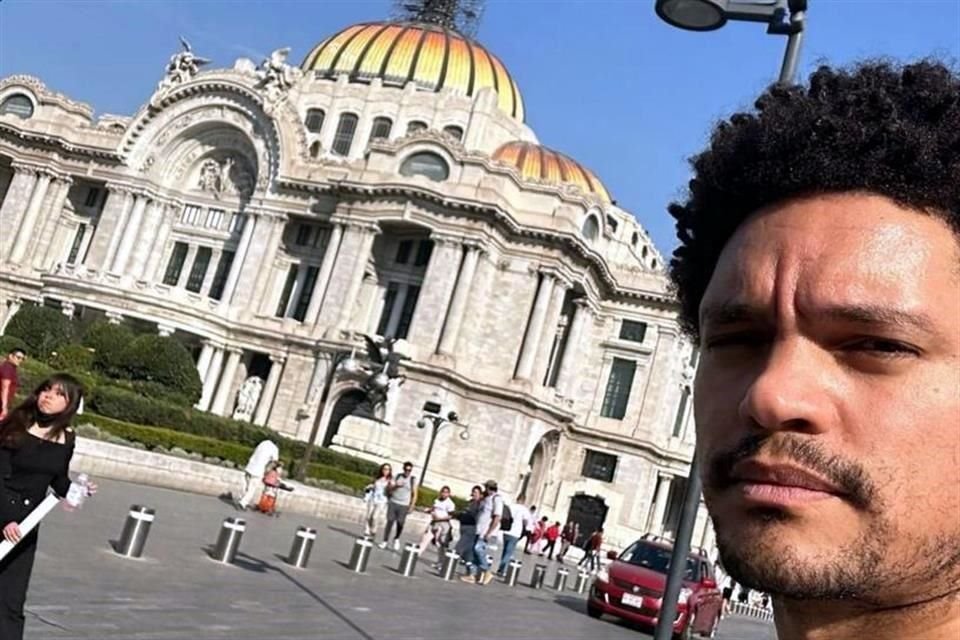 El actor Trevor Noah compartió en sus redes sociales que se encuentra en la Ciudad de México.