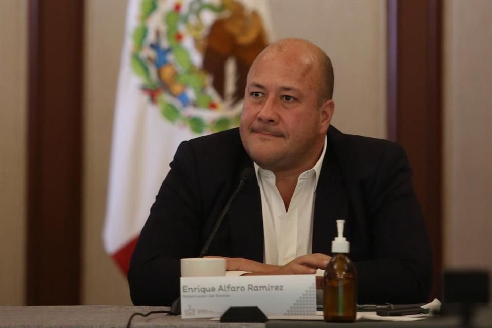 El 54% de los encuestados por MURAL aprobó la gestión de Enrique Alfaro en el Gobierno de Jalisco.