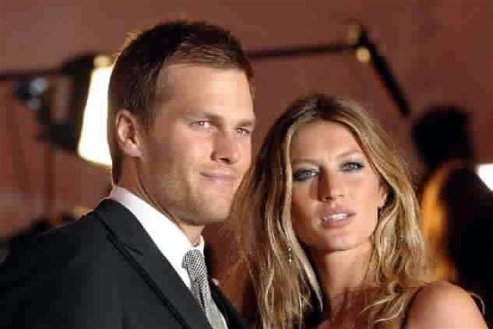 El jugador Tom Brady recordó a la modelo Gisele Bündchen con una serie de fotos tras anunciar que se retira de la NFL.