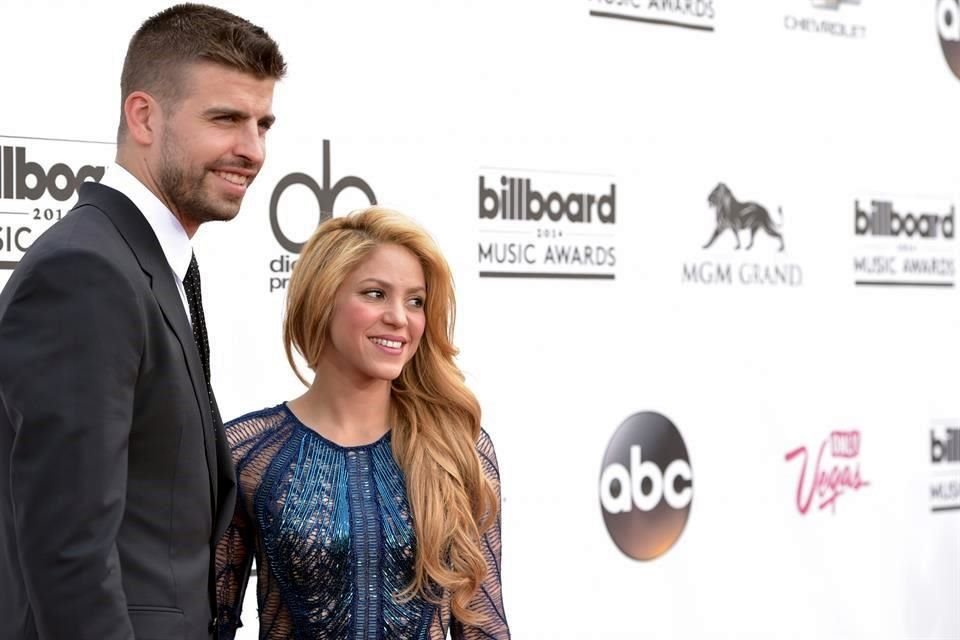 La cantante Shakira celebra su cumpleaños 46, el primero después de su separación con Gerard Piqué, quien hoy cumple 36 años.