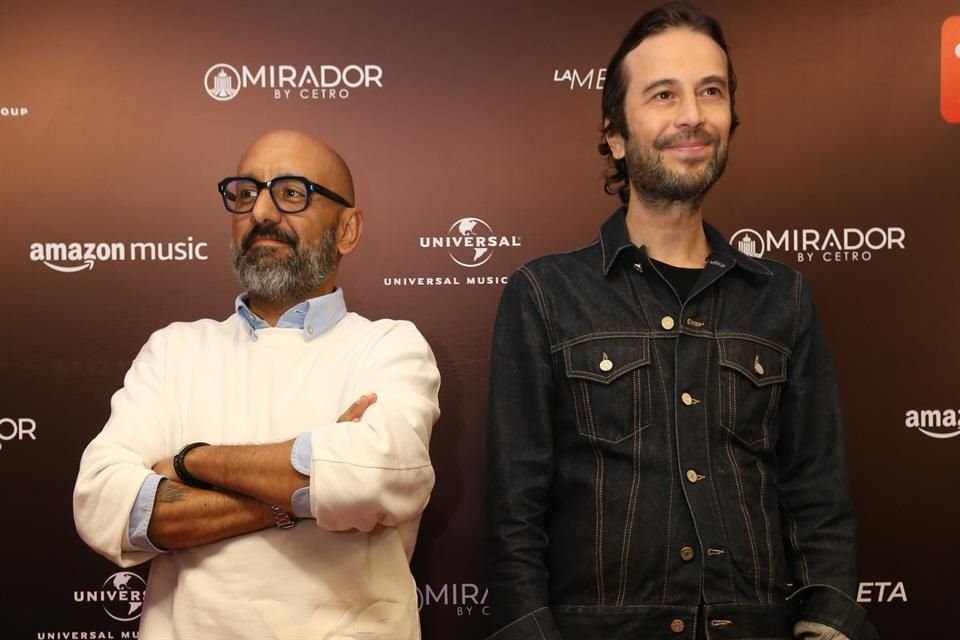 Jesús Báez y Ángel Mosqueda, integrantes de Zoé, presentaron su nuevo disco con tintes electrónicos: 'Astronomía Interior'.