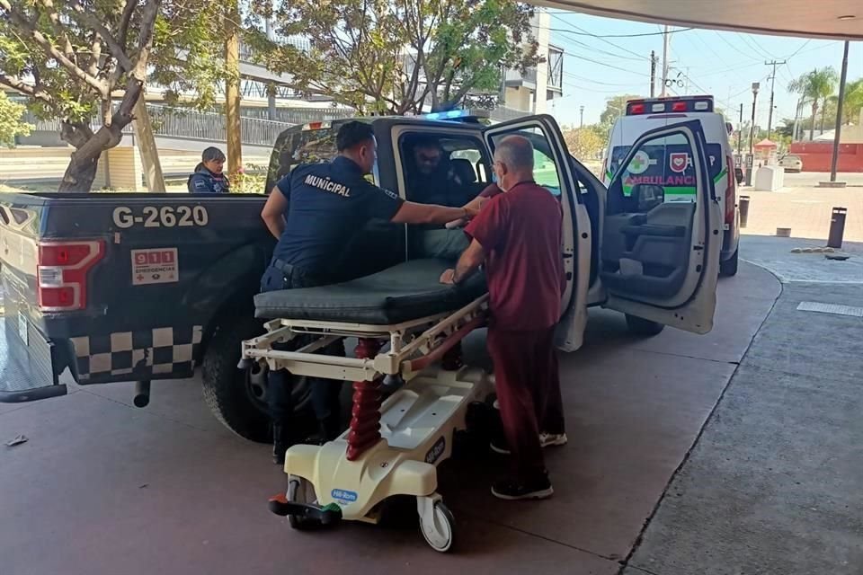 Un policía de Guadalajara auxilió a una mujer que se encontraba en labores de parto; apenas el viernes había ayudado en otro.