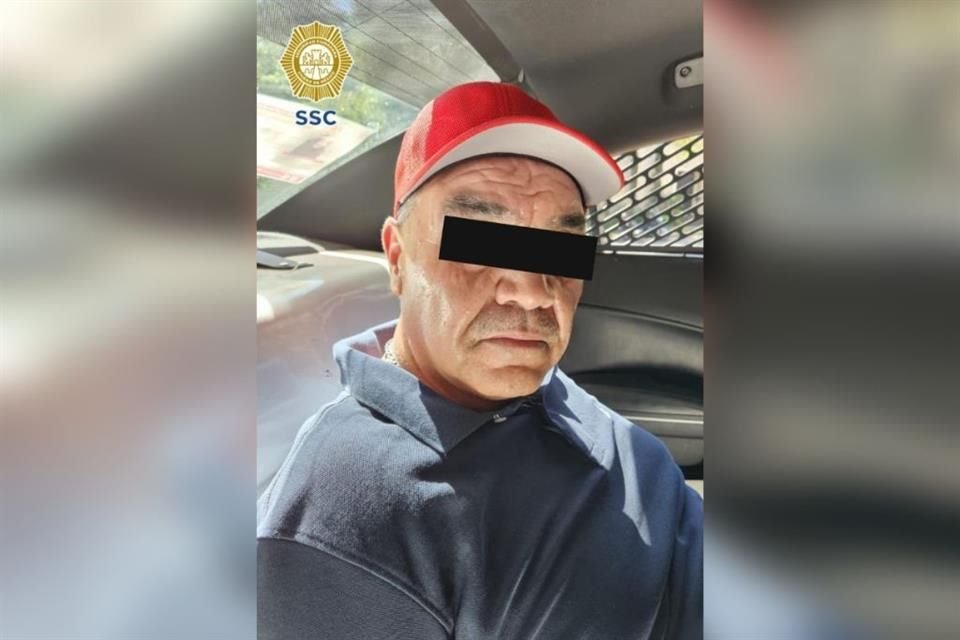 Autoridades detuvieron en CDMX a Carlos 'N', identificado como hermano del narcotraficante Rafael Caro Quintero, informó Jefe de la Policía capitalina.