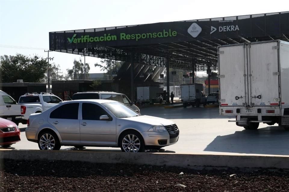 El ingreso por la verificación vehicular se va a un Fondo Verde para diversos proyectos.