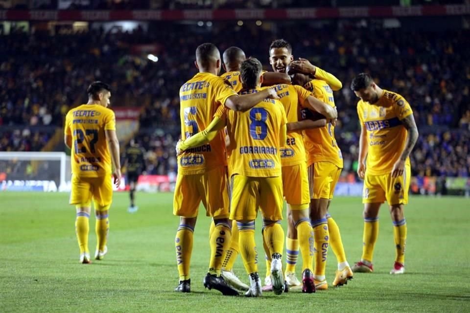 Tigres lució en casa con 'Chima' Ruiz en el timón.