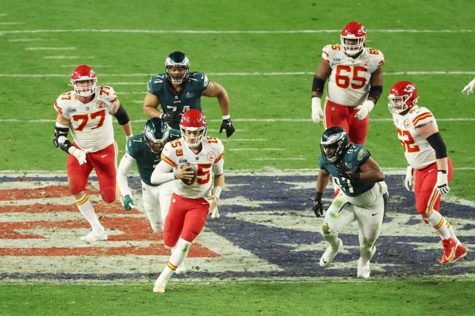 Los Chiefs se imponen a los Eagles y conquistan su tercera Super Bowl con  un soberbio Mahomes