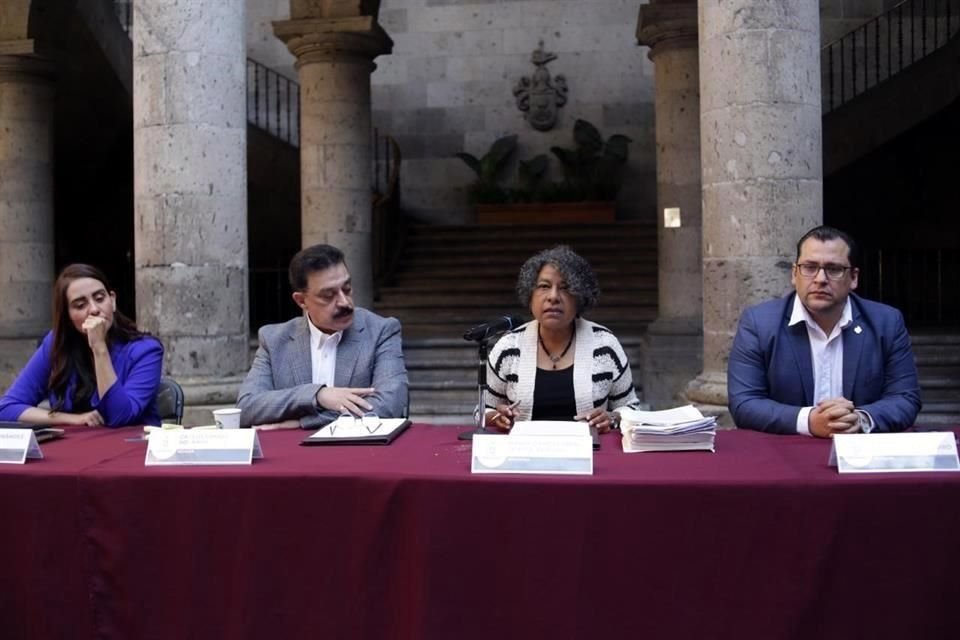 Candelaria Ochoa, regidora de Morena en Guadalajara, señala que dentro del Gobierno municipal hay violencia contra las mujeres.