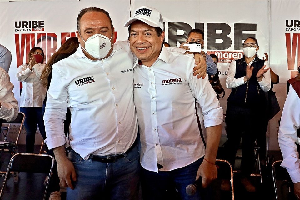 Alberto Uribe, candidato de Morena.