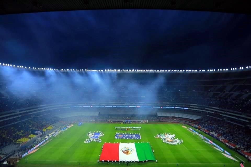 El Azteca vio al Cruz Azul campeón.