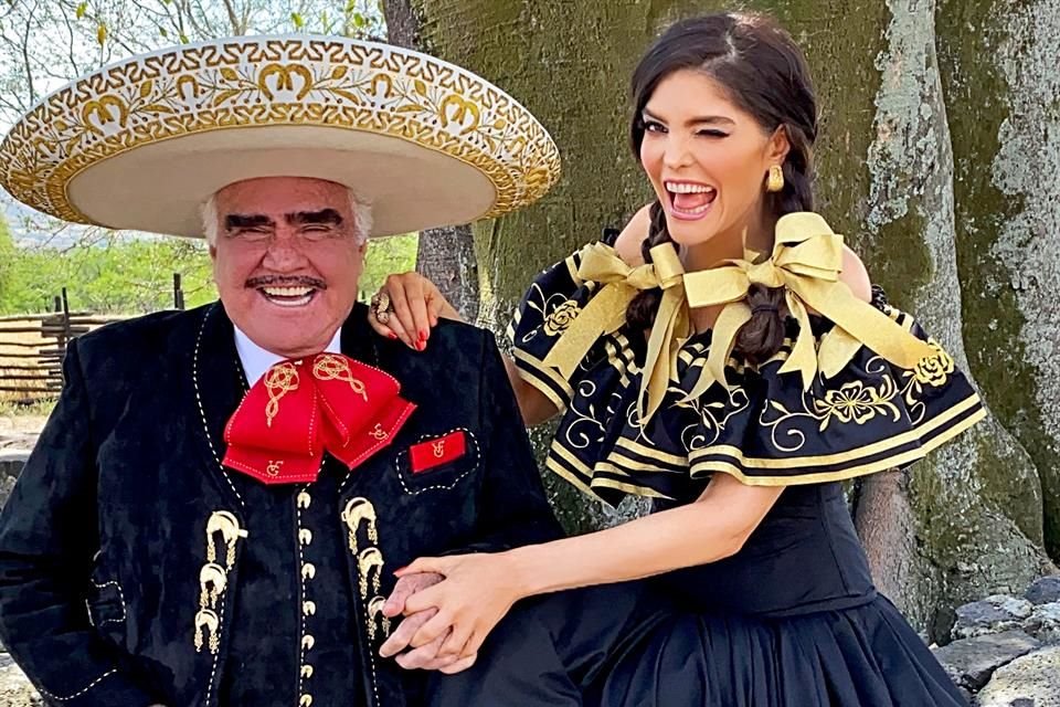 Ana Bárbara lanzará mañana, por el natalicio 83 de Vicente Fernández, el dueto inédito 'La Jugada', con el que cumplirá su anhelo de niña.