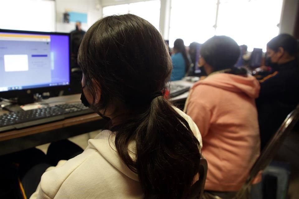 Por falta de sensibilización sobre el tema de desaparecidos, docentes de alumnos que tienen un familiar sin localizar revictimizan a niños.