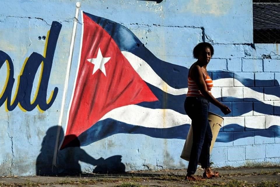 Cuba sufrirá apagones de 3 horas diarias en un intento de frenar cortes de energía prolongados como en 2022.