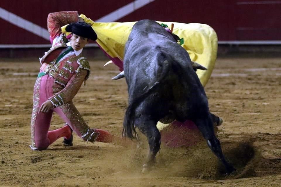 Rafael Soriano lució con el capote e hizo buenas cosas con la muleta, lo que le valió la oreja.