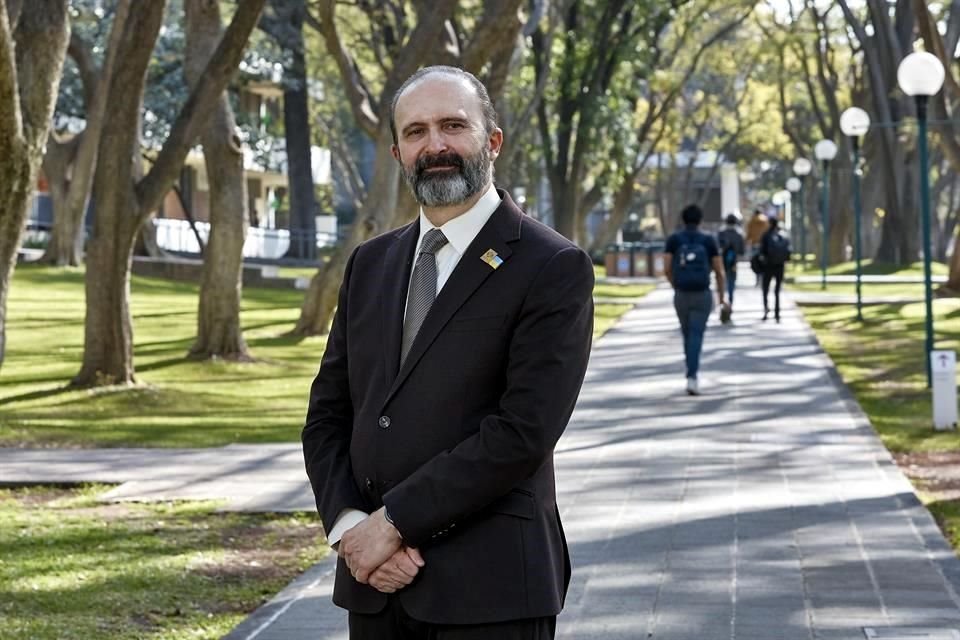 El Rector está por cumplir un año al frente de la institución jesuita.