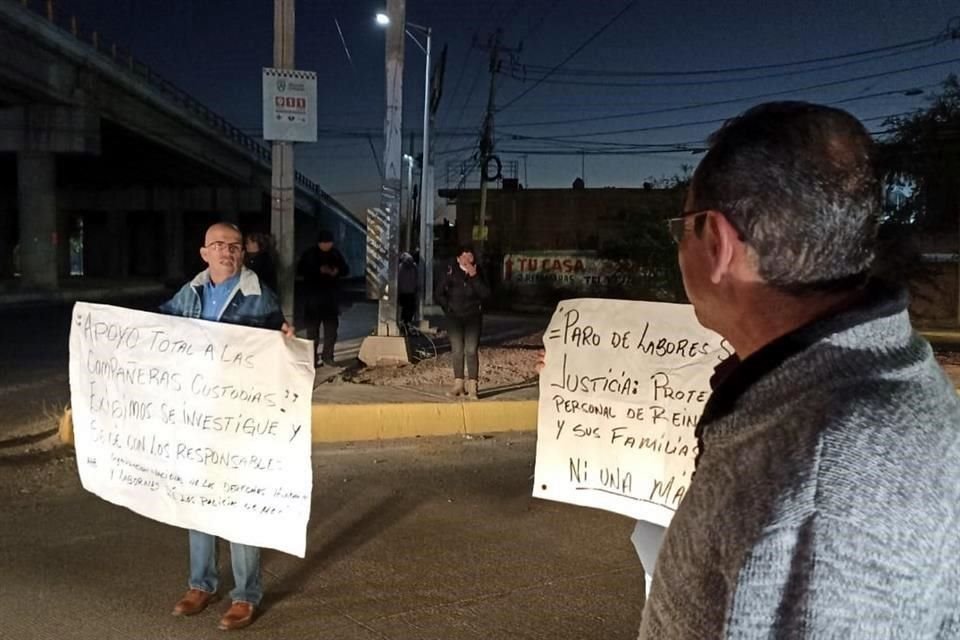 Una organización de policías se manifestó para exigir acciones ante presuntas agresiones sexuales contra custodias en Puente Grande.