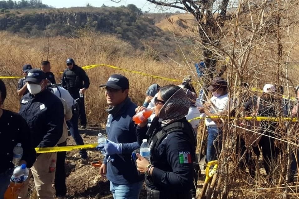 Colectivo Luz de Esperanza localizó una fosa clandestina en El Centinela, en Zapopan.