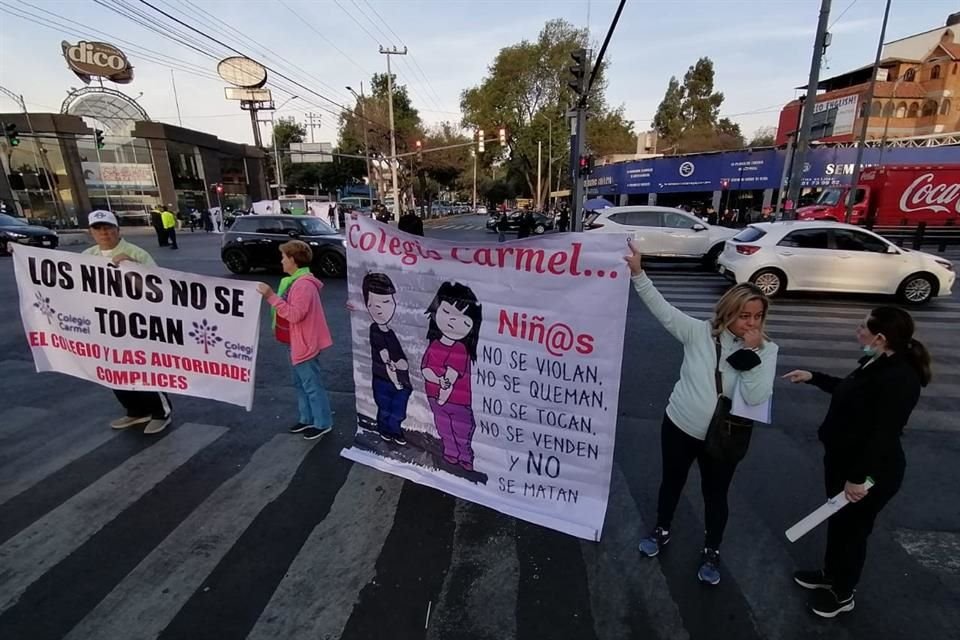 Padres de familia informaron que se estiman hasta 17 estudiantes de jardín de niños abusados por un profesor del Colegio Carmel, en Coyoacán.