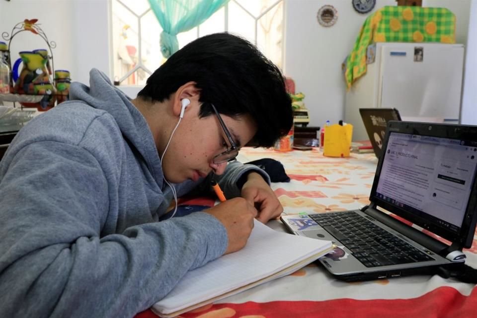Mexicanos Primero, capítulo Jalisco, pide a candidatos a todos los cargos que prioricen la educación en sus campañasa y si llegan al poder.