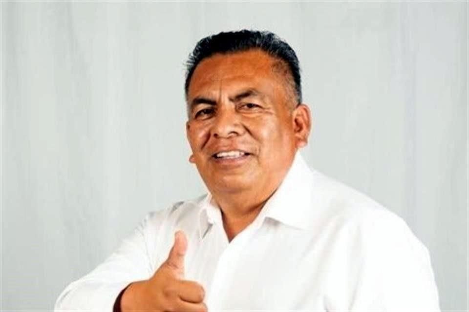 Porfirio Eusebio Lima, candidato a la presidencia municipal de Acajete, Puebla por el PVEM.