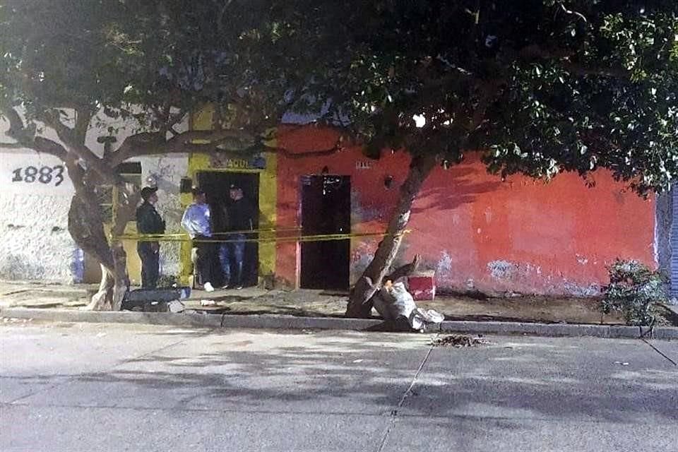 En un domicilio abandonado que presuntamente es usado para el consumo de drogas, un hombre fue asesinado en la Colonia Vicente Guerrero.