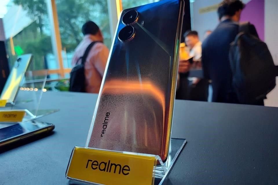 Realme 10 Pro Plus.