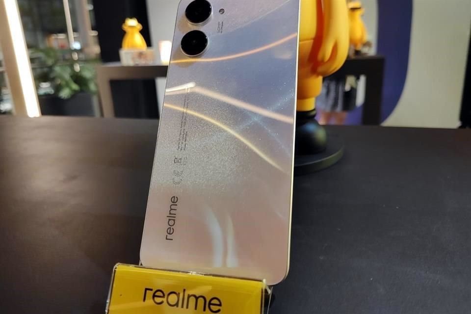 Realme 10 4G.