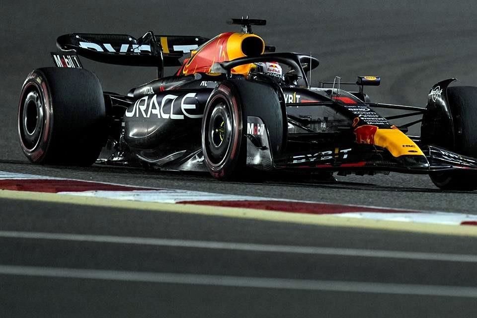 Red Bull tuvo su propia carrera en Bahréin y pese al dominio mostrado, se toman con calma el '1-2' de Max Verstappen y Sergio Pérez.