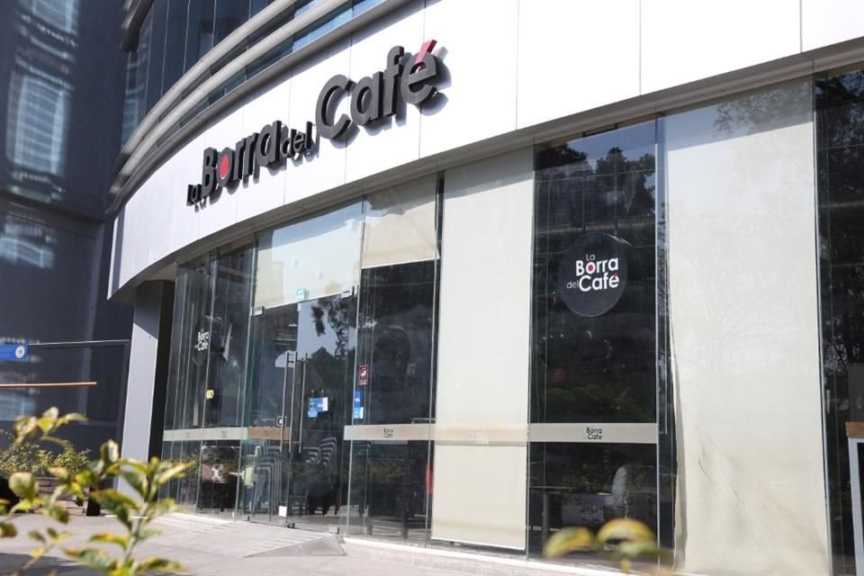 La sucursal de La Borra de Café ubicada en Plaza Sania, en Avenida Vallarta, se encuentra cerrada.