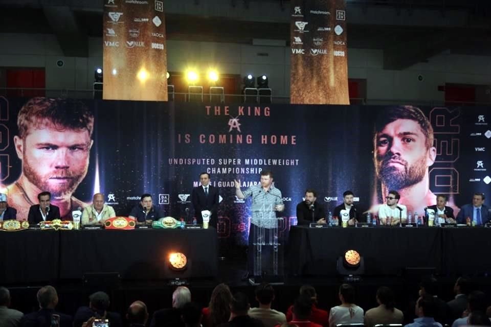 Al presentar su próxima pelea ante John Ryder, 'Canelo' dijo que tuvo muchas ofertas para pelear, pero quiso hacerlo en Guadalajar