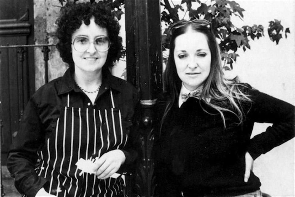 Mónica Meyer y María Bustamante, integrantes de Polvo de Gallina Negra.