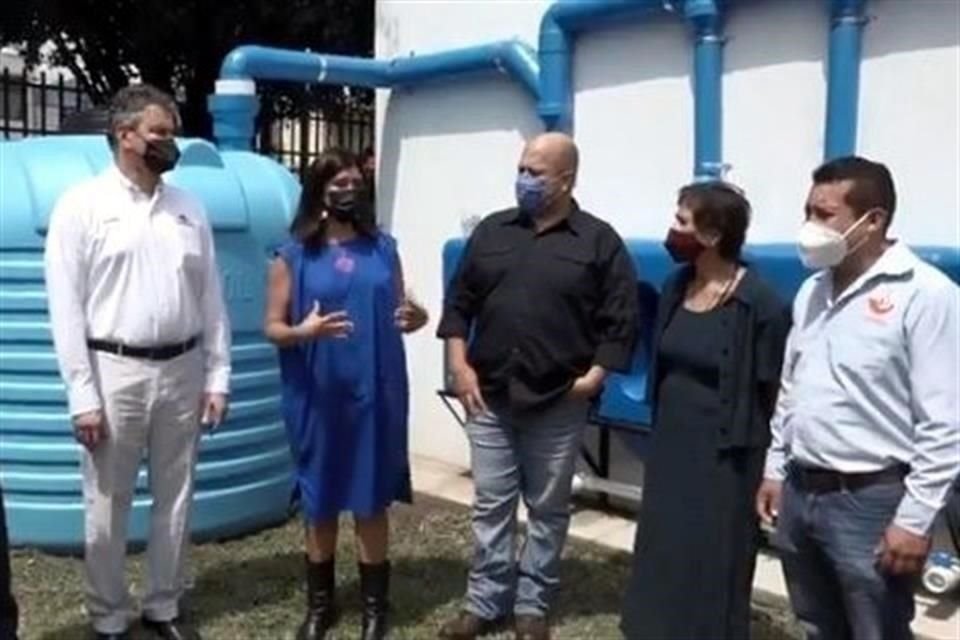Alfaro presentará en la Resilience Cities un informe sobre lo que ha hecho Jalisco para captar agua de lluvia, reusarla y abastecer al AMG mediante el programa 'Nidos de Lluvia'.