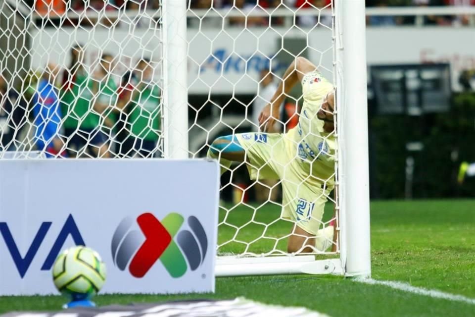Henry Martín fue multado por esta celebración.
