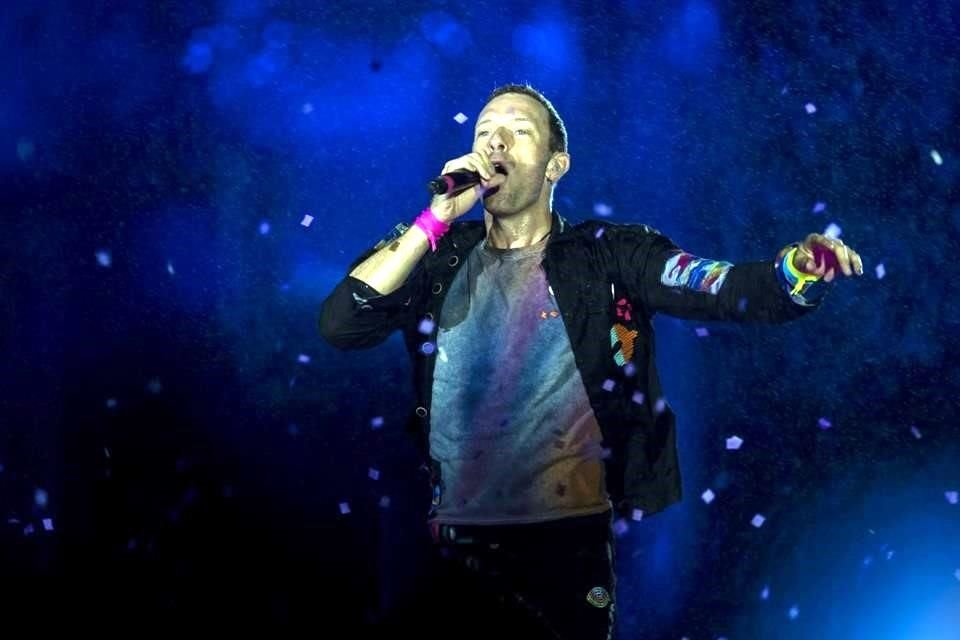 Chris Martin confesó que solo come una vez al día, pues quiere mantenerse en forma y saludable como Bruce Springsteen.