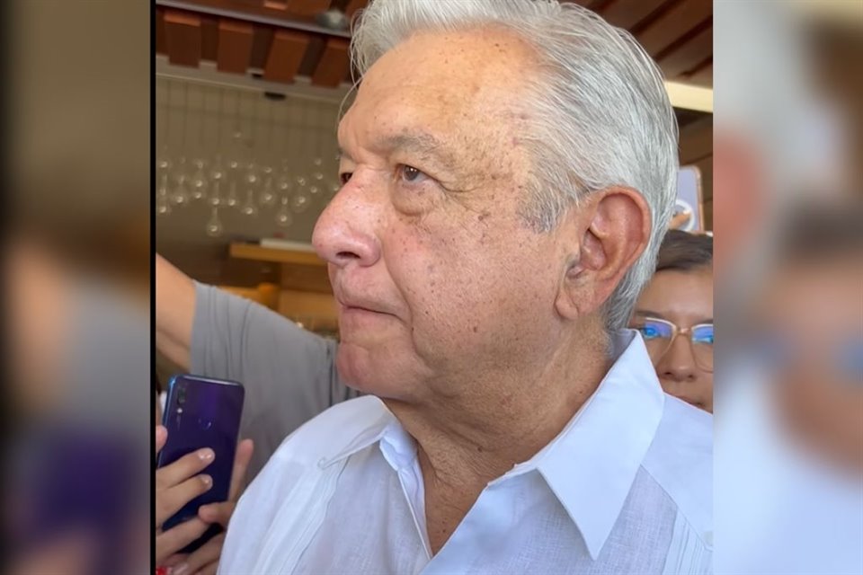 En su supervisión del Tren Maya en Quintana Roo, AMLO reconoció la poca difusión y resultados de su decreto de Chetumal como zona libre.