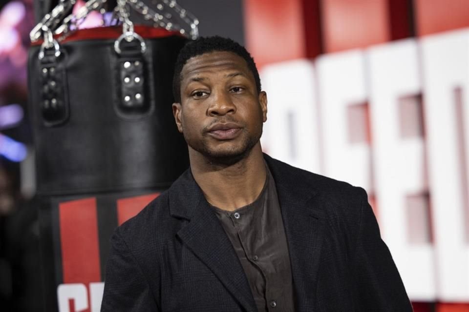 Jonathan Majors fue arrestado en Nueva York tras ser acusado de violencia doméstica hacia una mujer de 30 años.