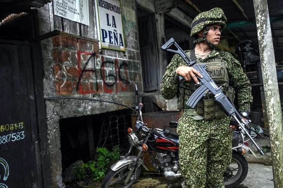 Una emboscada de la guerrilla ELN  dejó 9 militares muertos y 9 heridos, de acuerdo con autoridades colombianas.