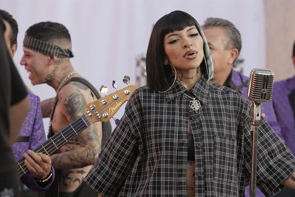 Belinda no tuvo más que elogios para Cazzu, pareja actual de Christian Nodal: 'La admiro mucho y me encanta su trabajo, está hermosa', dijo.